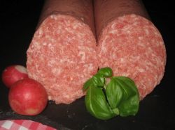 Schweinemettwurst Frisch